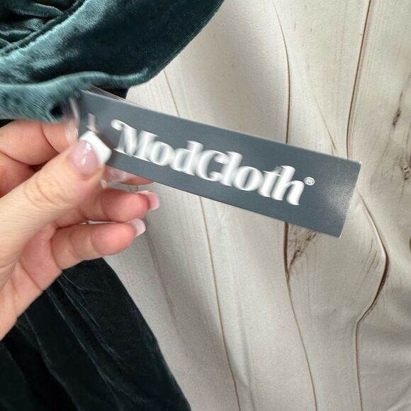 ModCloth Women’s 16 Green Velvet Retro Shirt Dress New - Picture 2 of 6